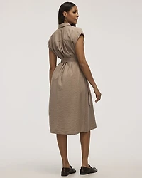 Short-Sleeve Buttoned-Down Midi Dress with Tailored Collar