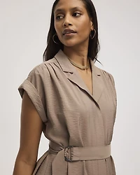 Short-Sleeve Buttoned-Down Midi Dress with Tailored Collar