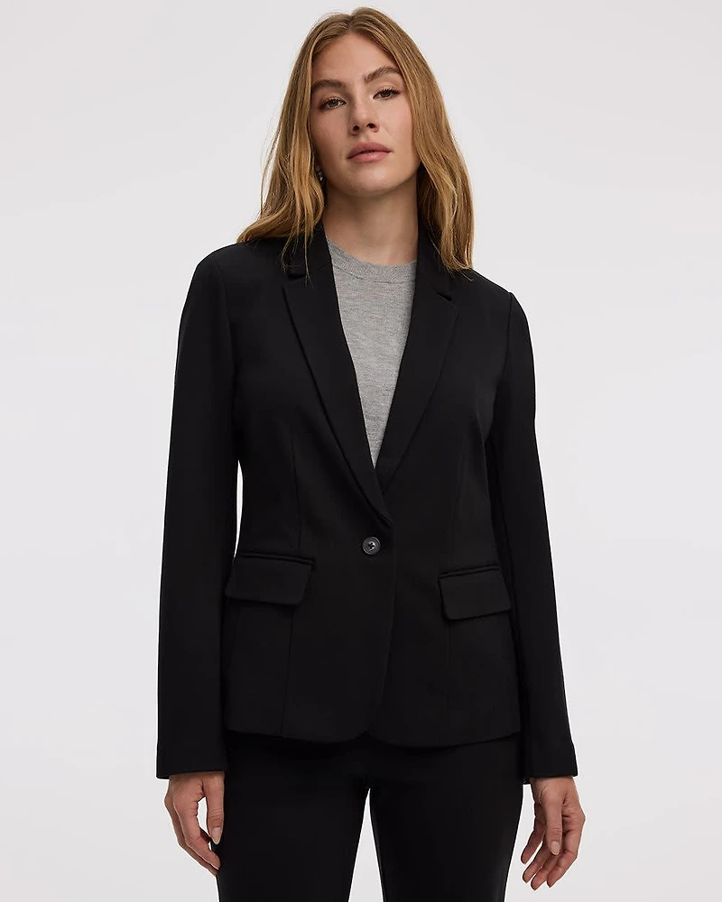 Fitted One-Button Knit Blazer