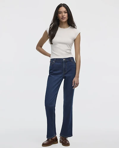 Jean à jambe droite et taille mi-haute