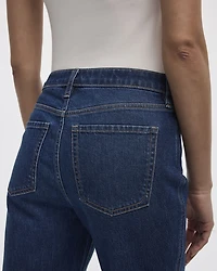 Jean à jambe droite et taille mi-haute