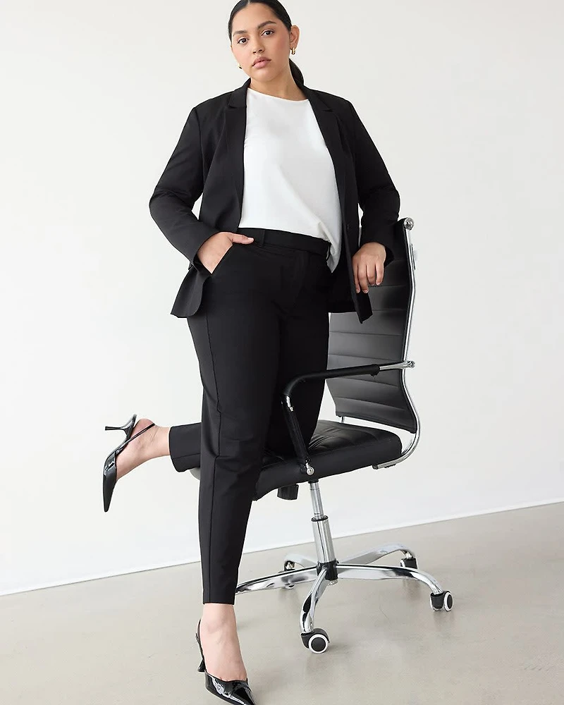 Pantalon à taille haute et jambe étroite