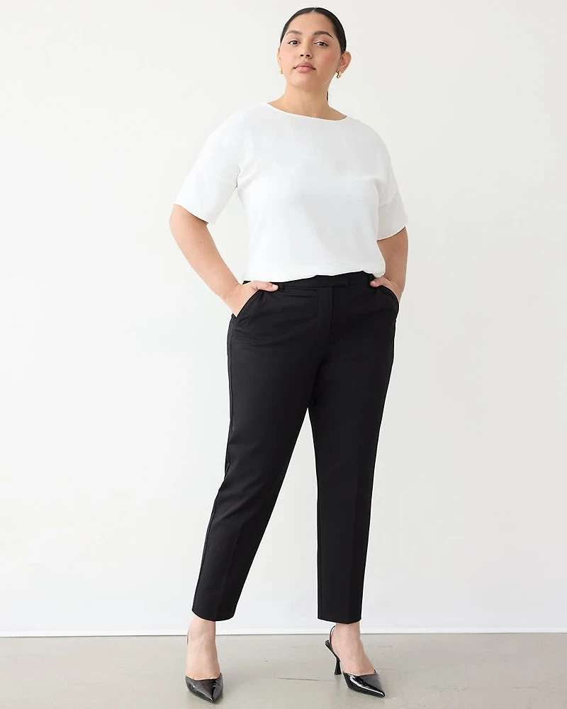 Pantalon à taille haute et jambe étroite