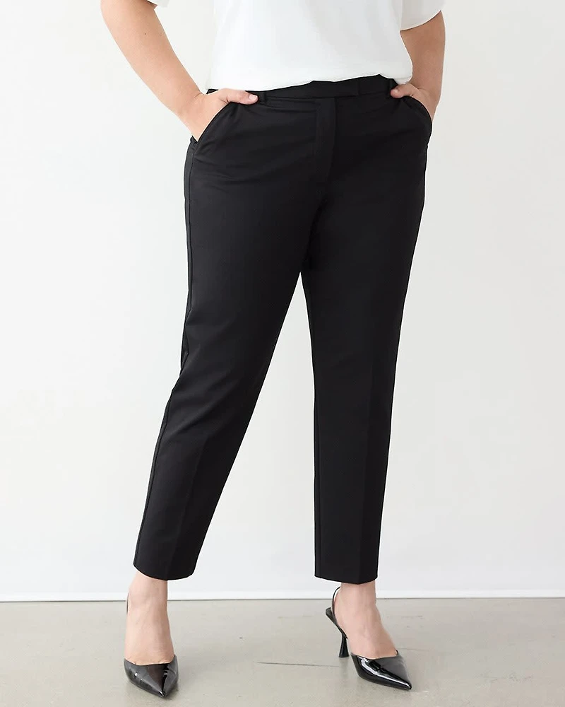 Pantalon à taille haute et jambe étroite