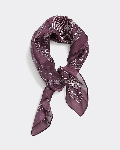 Foulard carré en satin à motif paisley cachemire