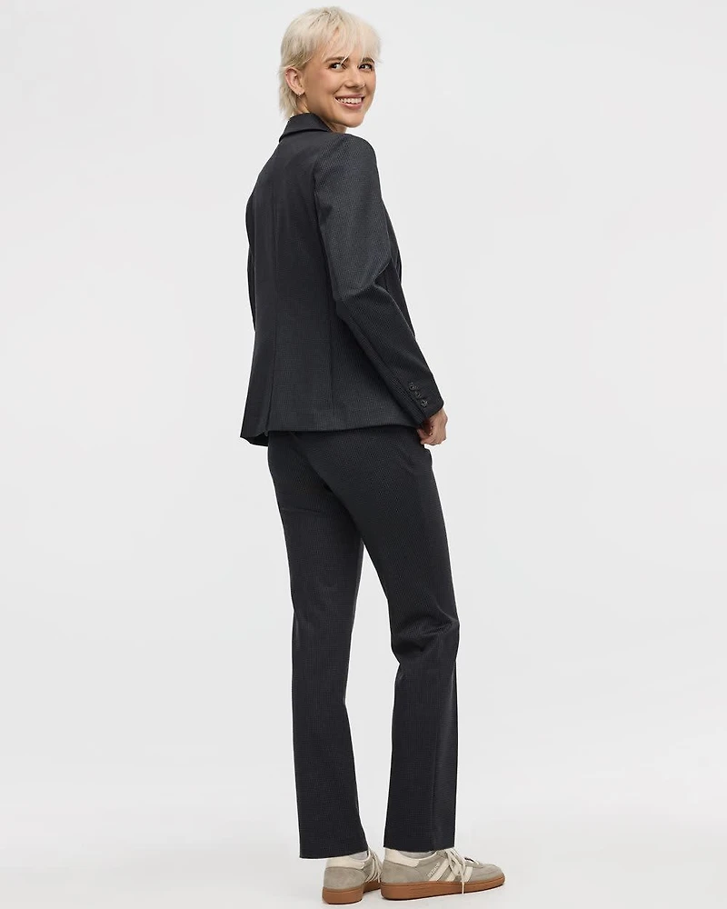 Fitted One-Button Knit Blazer