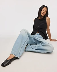 Wide-Leg Mid-Rise Baggy Jean