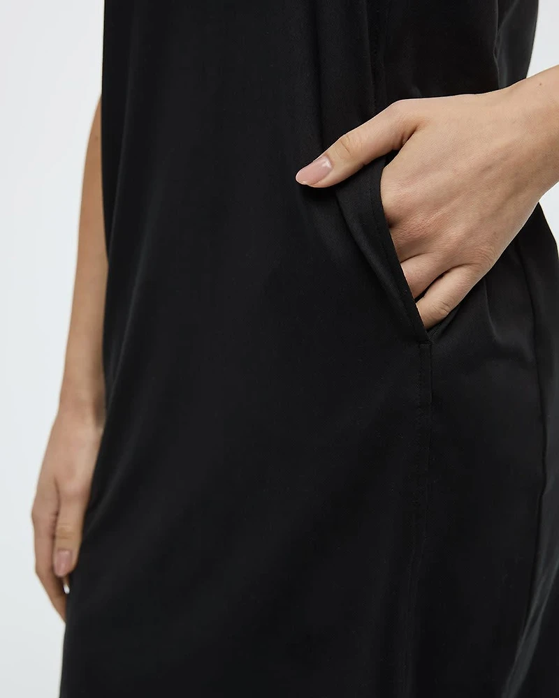 Sleeveless Crew-Neck Dress