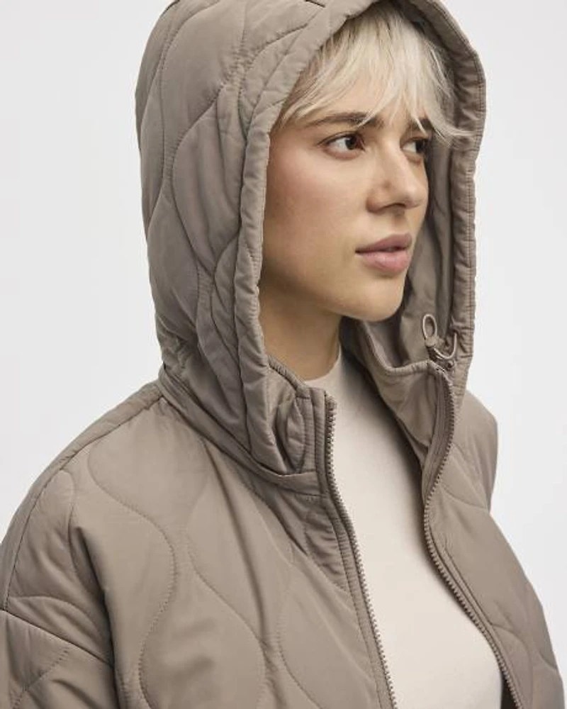 Manteau matelassé à capuchon amovible
