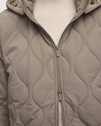 Manteau matelassé à capuchon amovible