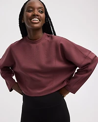 Cropped Long-Sleeve Crew-Neck Sweatshirt