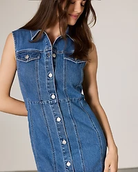 Sleeveless Buttoned-Down Midi Denim Dress