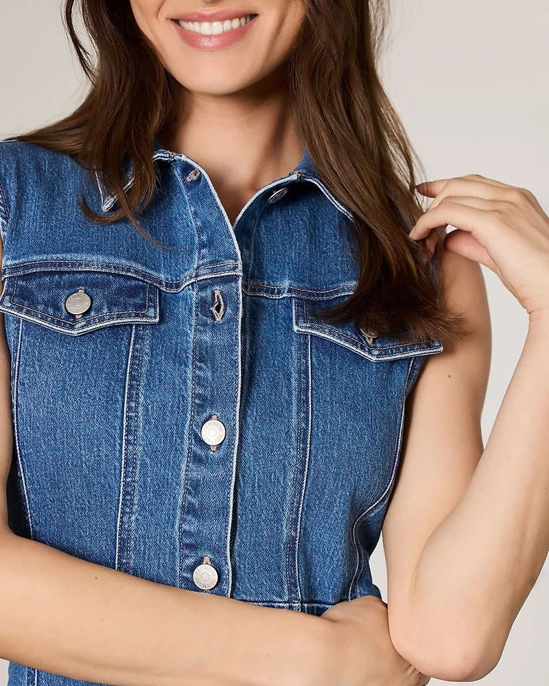 Sleeveless Buttoned-Down Midi Denim Dress