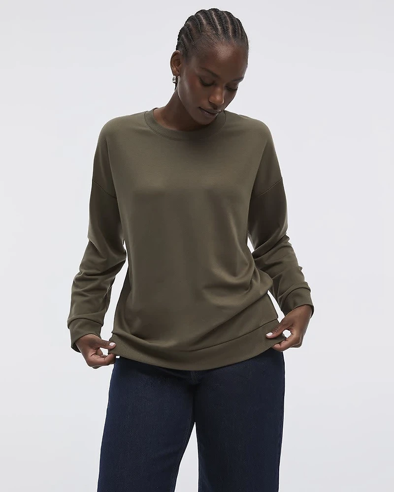 Long-Sleeve Crew-Neck Sweatshirt