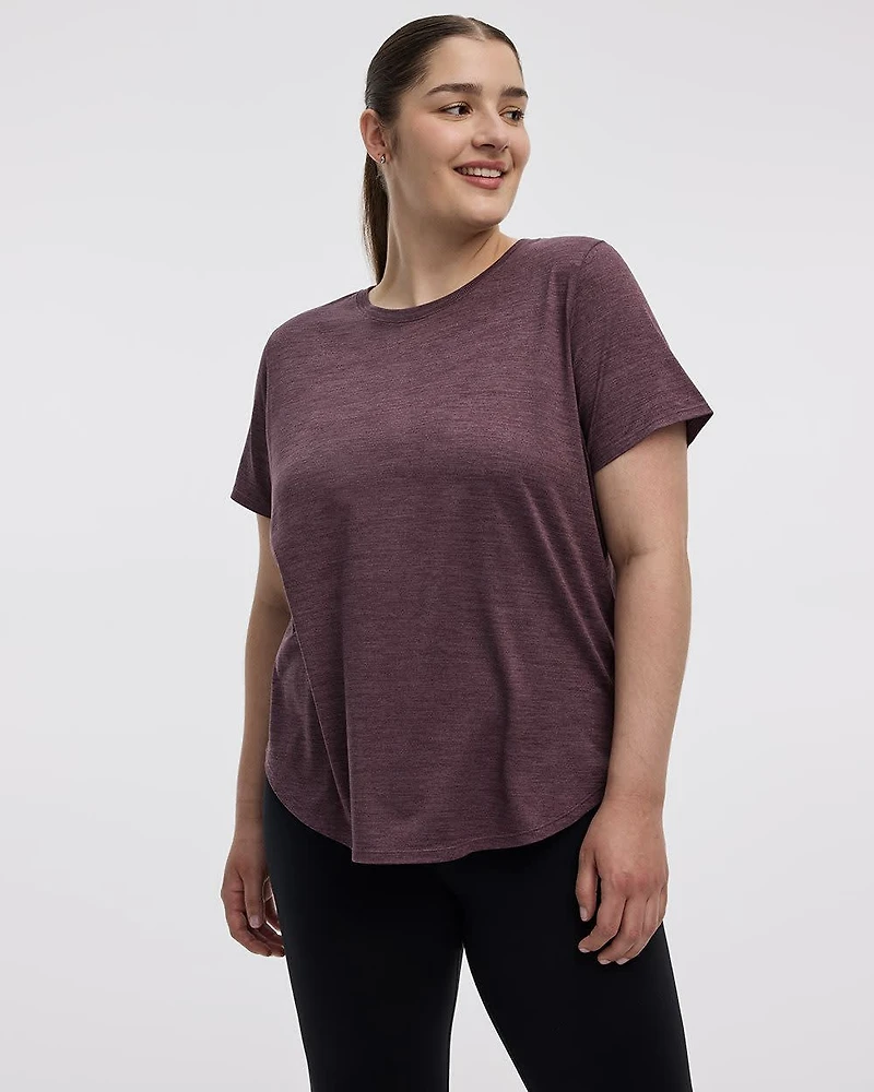 T-shirt à col rond et manches courtes