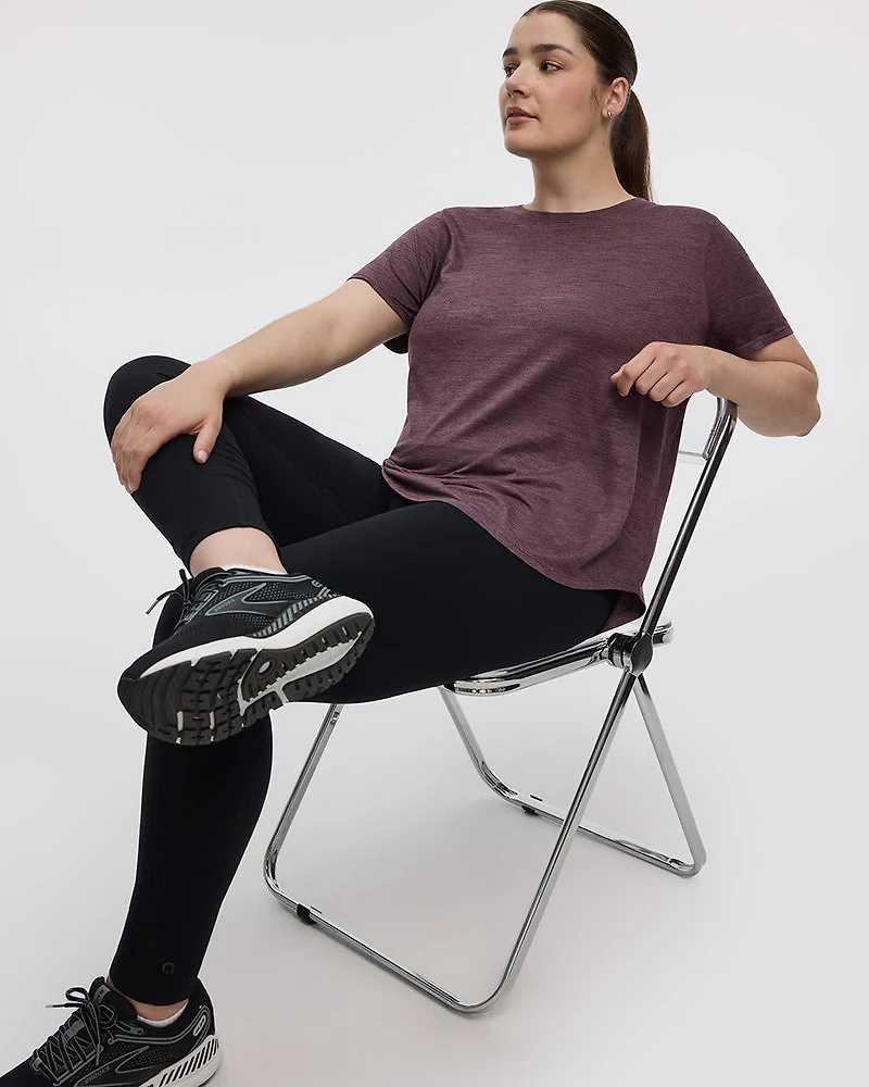 T-shirt à col rond et manches courtes