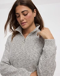 Robe courte à manches longues et col montant demi-zip