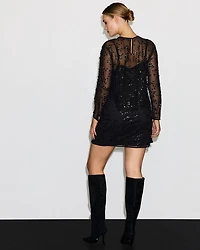 Robe mini en mesh à manches longues