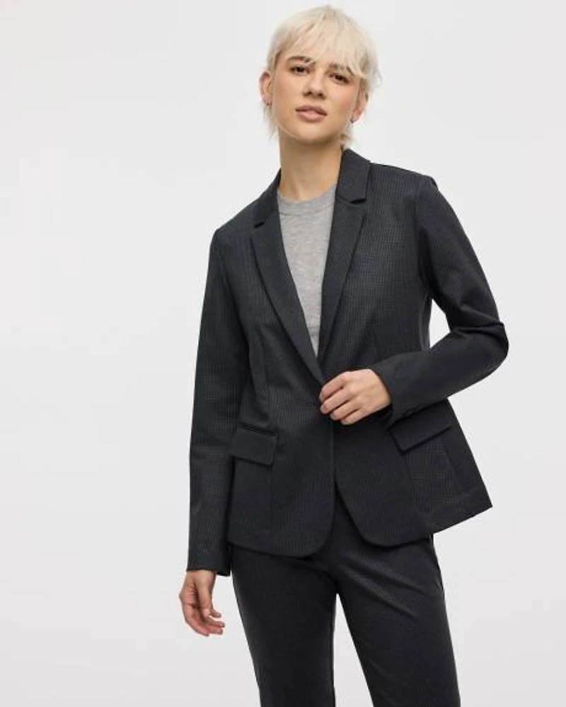 Fitted One-Button Knit Blazer