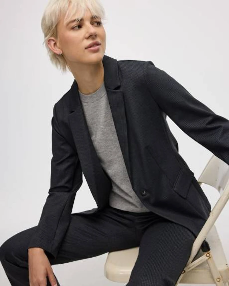 Fitted One-Button Knit Blazer