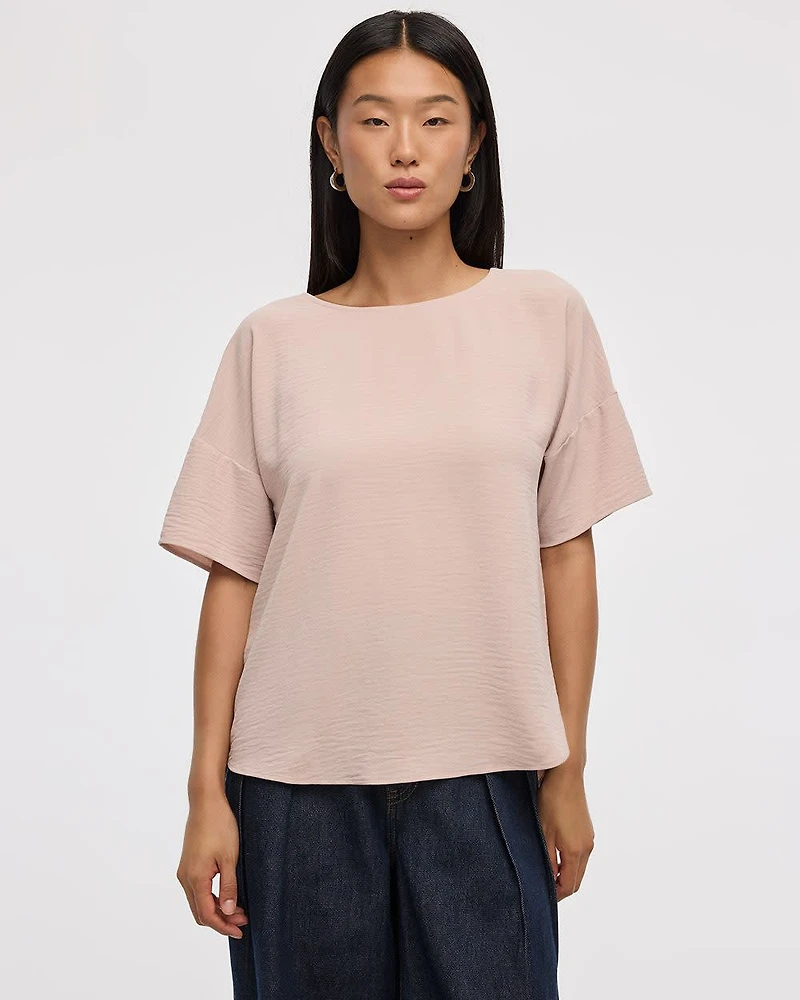 Blouse t-shirt à col rond et manches courtes