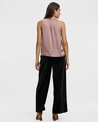 Blouse sans manches à col rond orné de bijoux