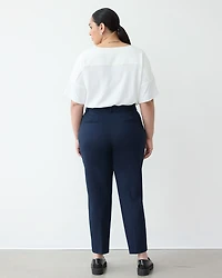 Pantalon à taille haute et jambe étroite