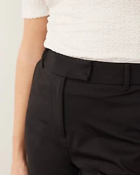 Pantalon à taille haute et jambe étroite