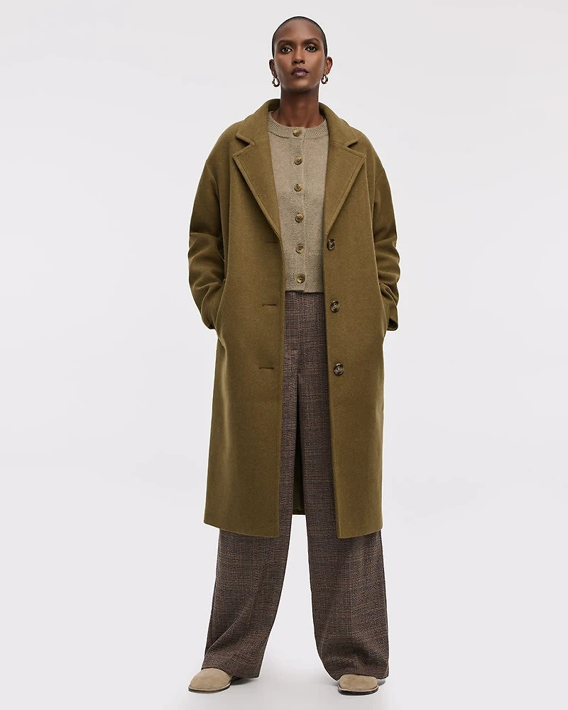 Loose Coat with Three-Button Closure