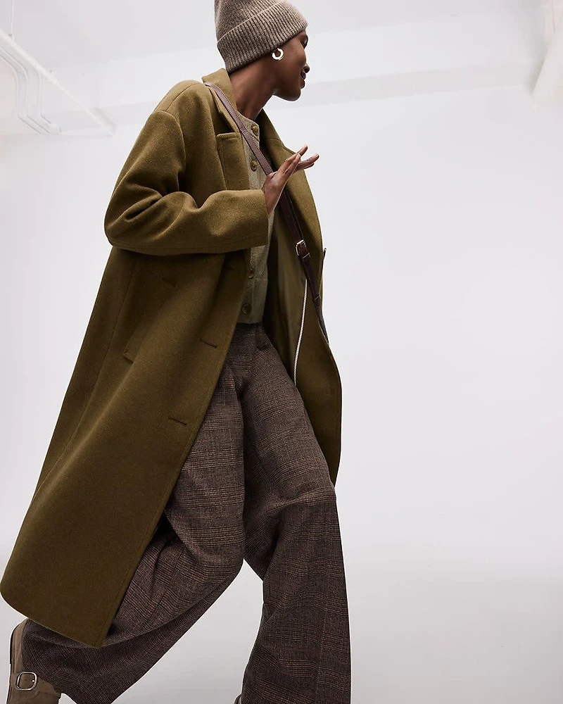 Loose Coat with Three-Button Closure