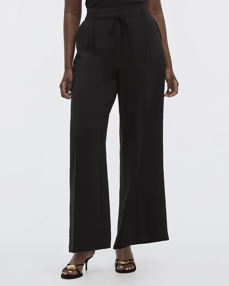 Airflow Wide-Leg Pant