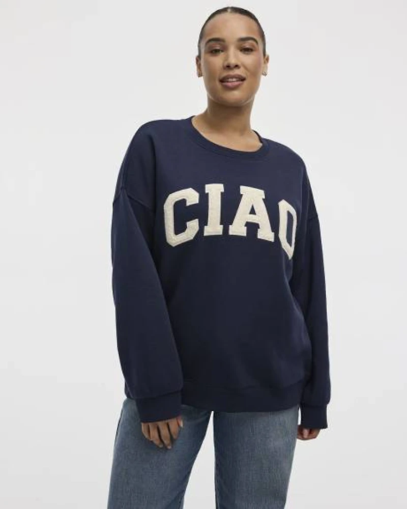 Long-Sleeve Crew-Neck Fleece Sweatshirt