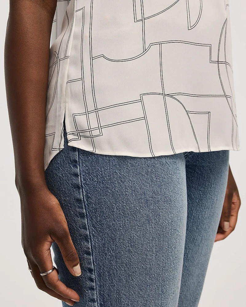 Blouse à manches très courtes et col fendu