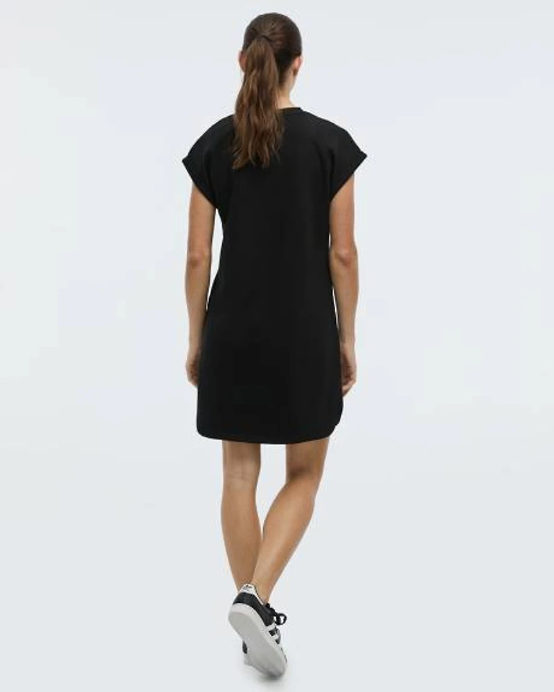 Extended-Sleeve Crew-Neck Dress with Pockets