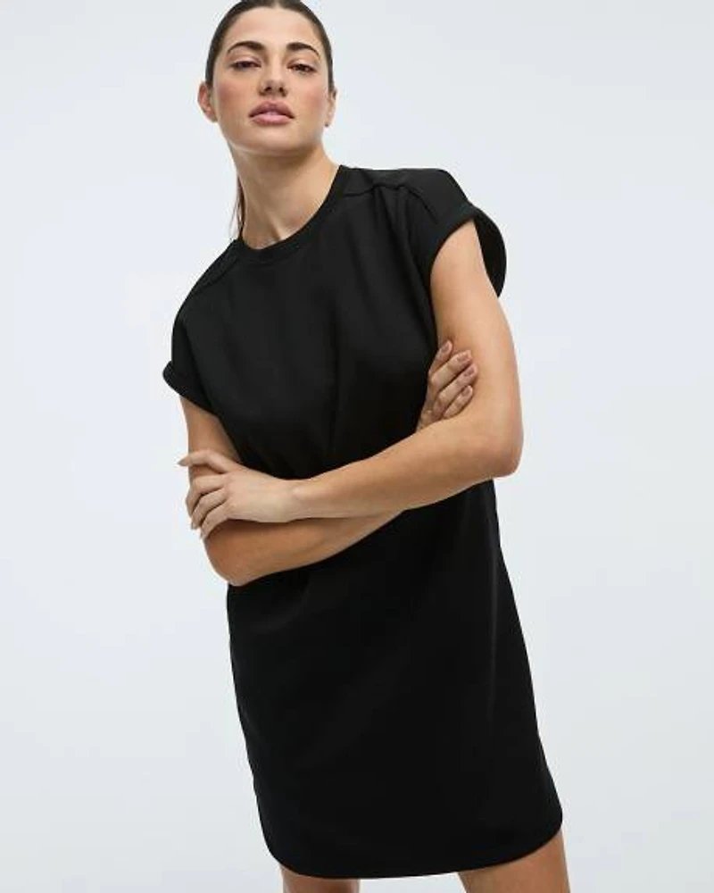 Extended-Sleeve Crew-Neck Dress with Pockets