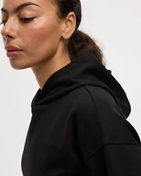 Pull à capuchon en French Terry