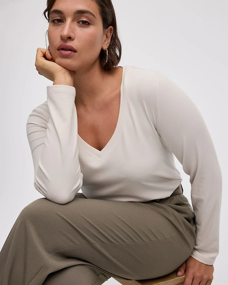 Long-Sleeve V-Neck Ribbed T-Shirt