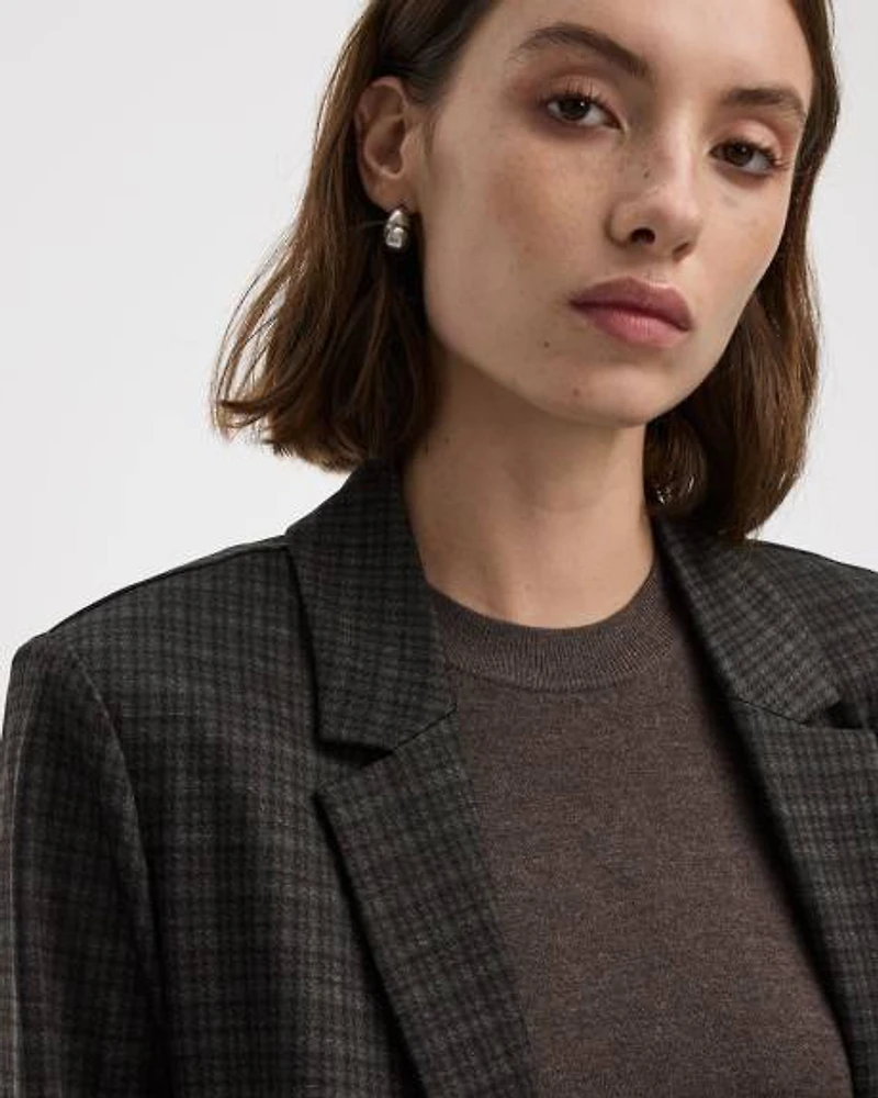 Fitted One-Button Knit Blazer