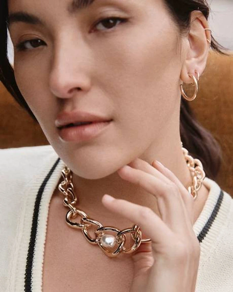 Short Curb-Chain Necklace with Pearl