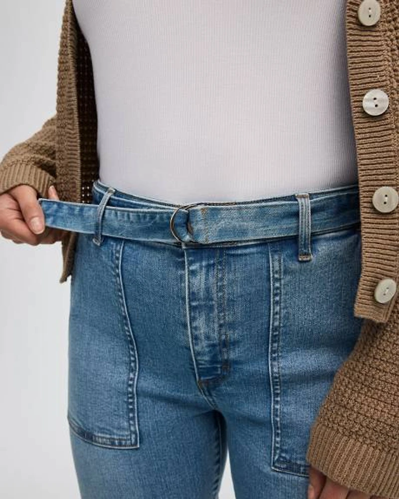 Jean taille haute à jambe étroite avec ceinture