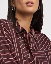 Chemise en satin à manches longues