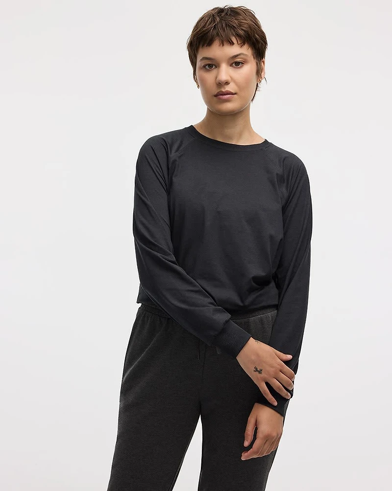 Long-Sleeve Crew-Neck Pullover