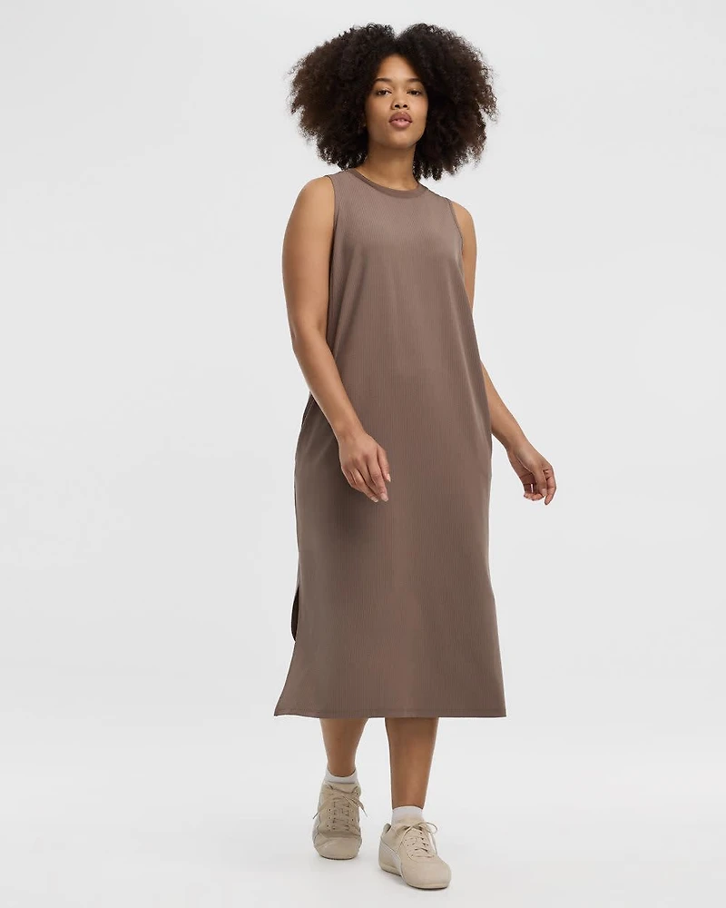 Sleeveless Textured Midi Dress