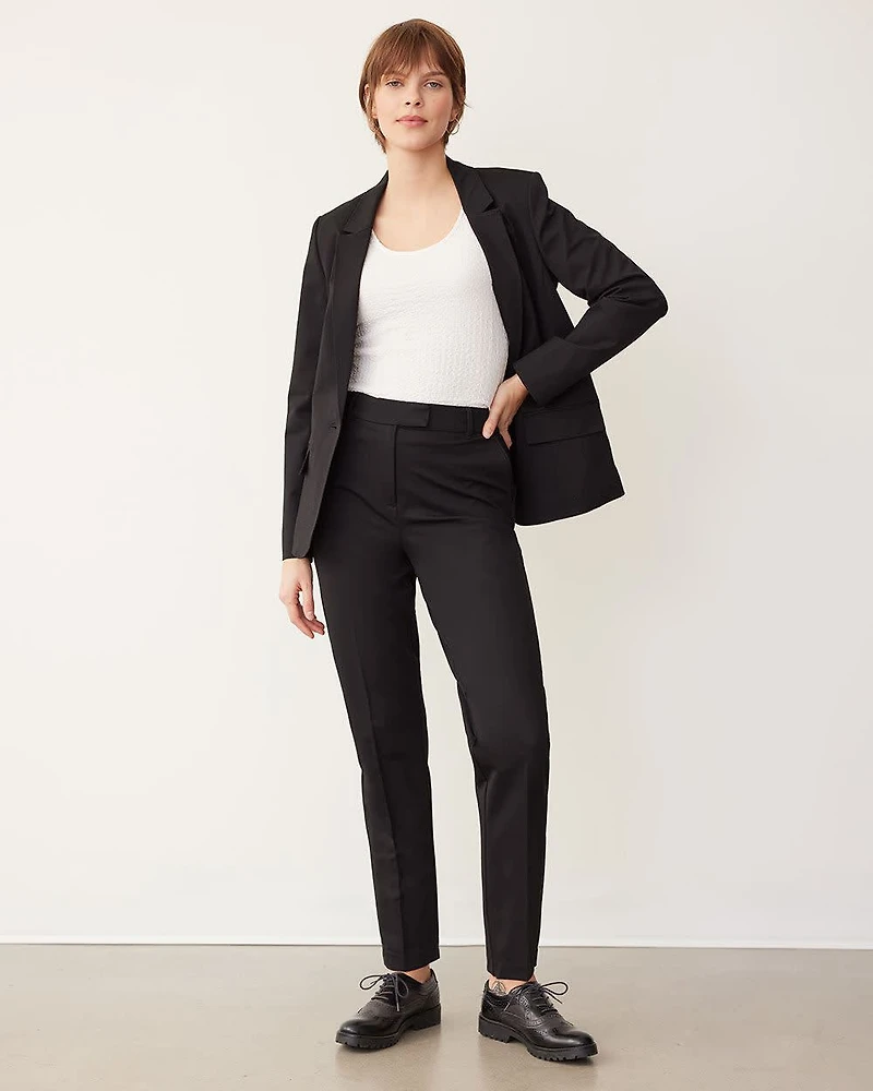 Pantalon à taille haute et jambe étroite