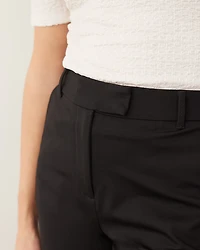 Pantalon à taille haute et jambe étroite