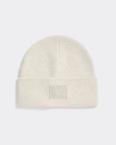 Tuque à revers avec écusson brodé