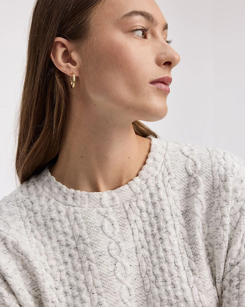 Pull à manches longues et col rond en tricot torsad