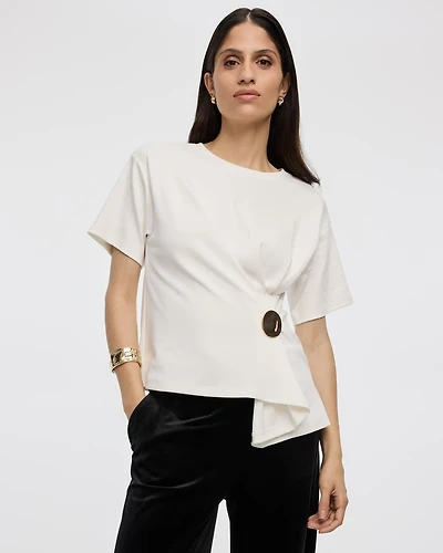 Haut à manches courtes et col rond avec taille cintrée