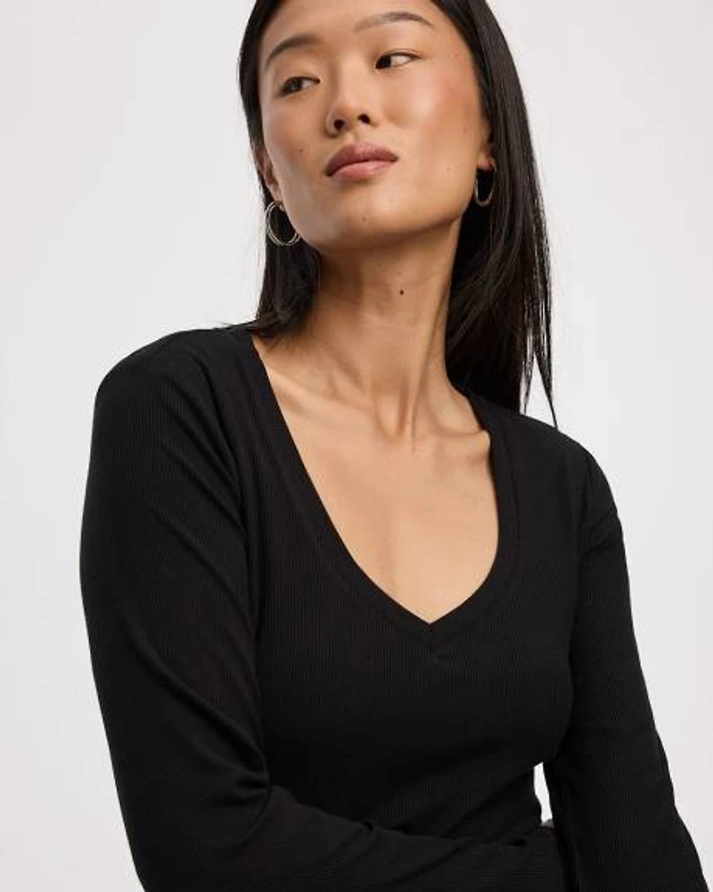 Long-Sleeve V-Neck Ribbed T-Shirt