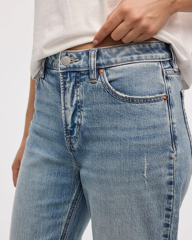 Jean à jambe évasée et taille mi-haute